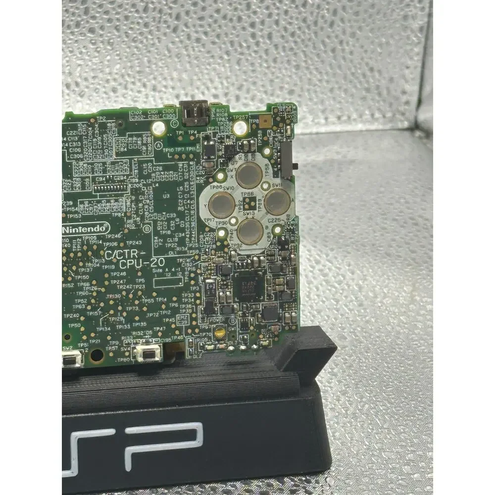 Original Nintendo 3ds Japanese edition works but read